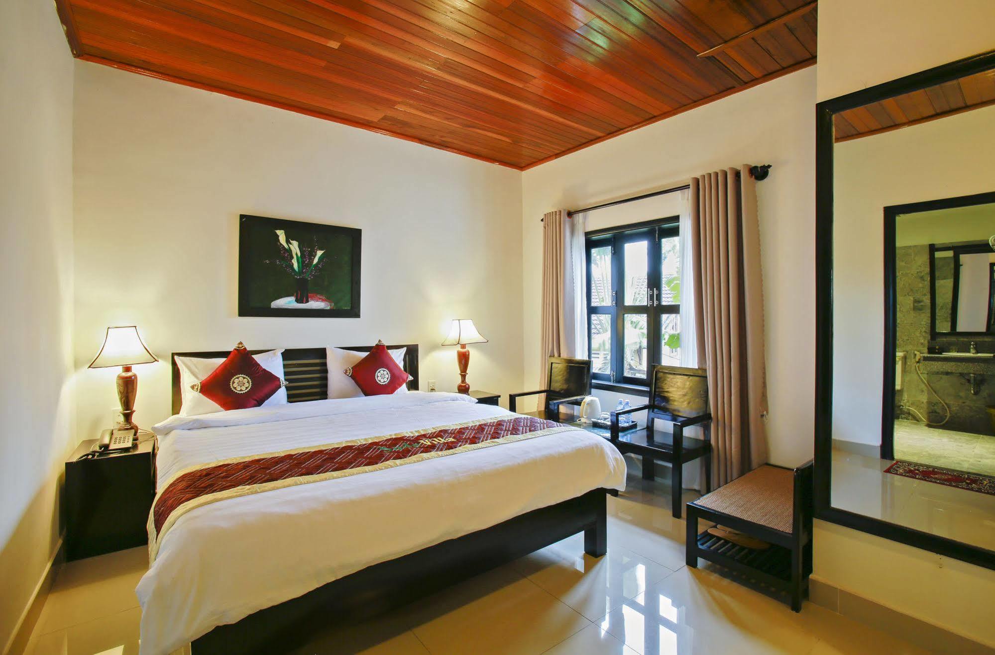 Hoi An Red Frangipani Villa Экстерьер фото